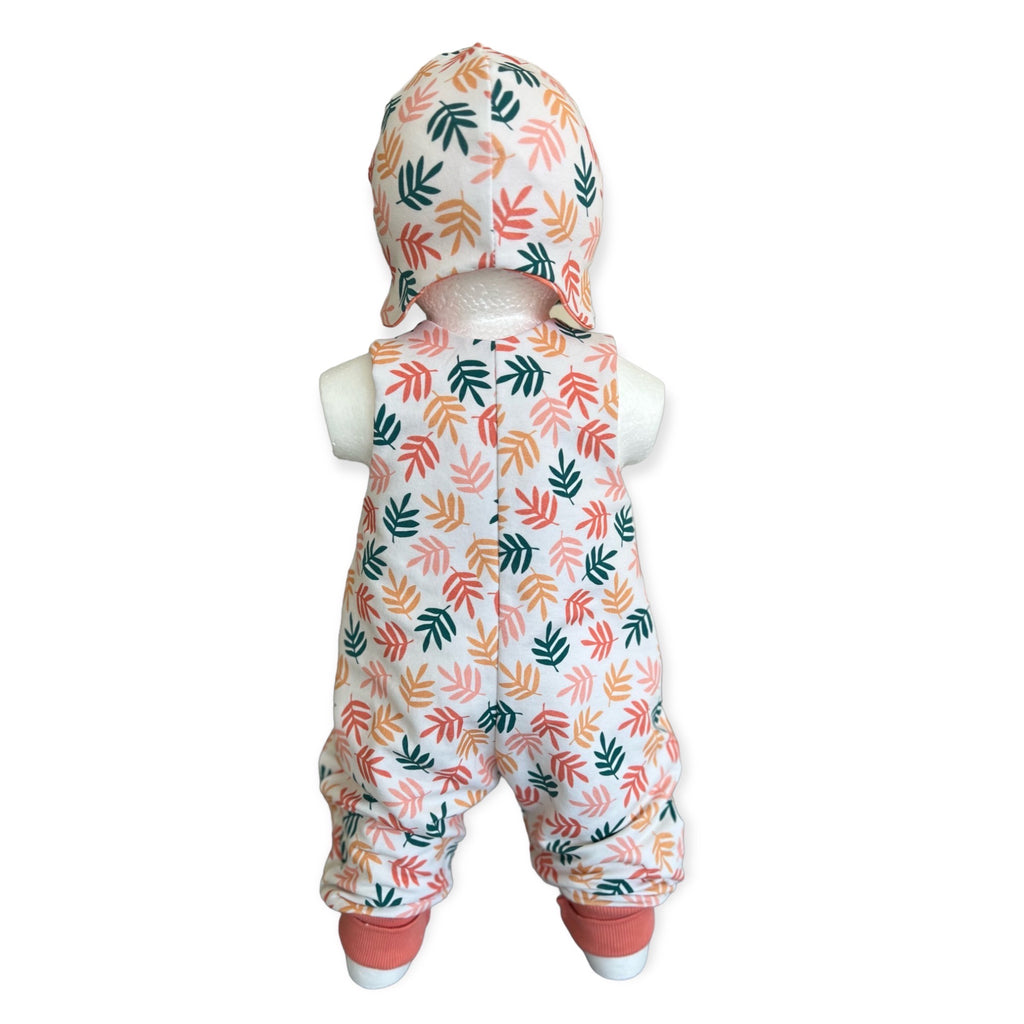 BIO Babyset Latzhose & Mütze Blätter