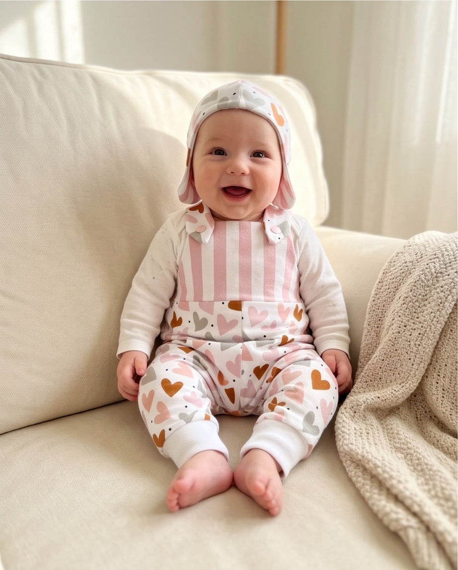 BIO Babyset Latzhose & Mütze Herzen