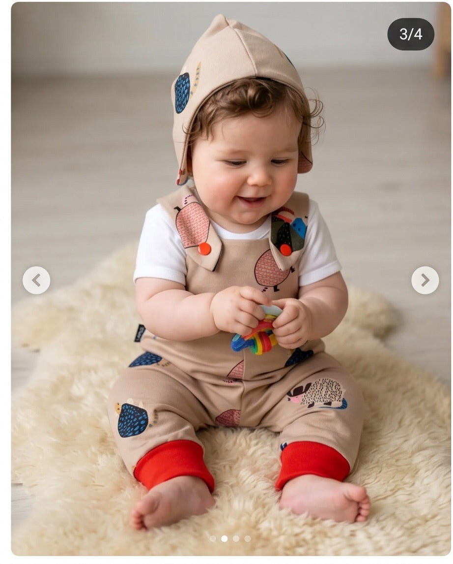 BIO Babyset Latzhose & Mütze Gürteltier