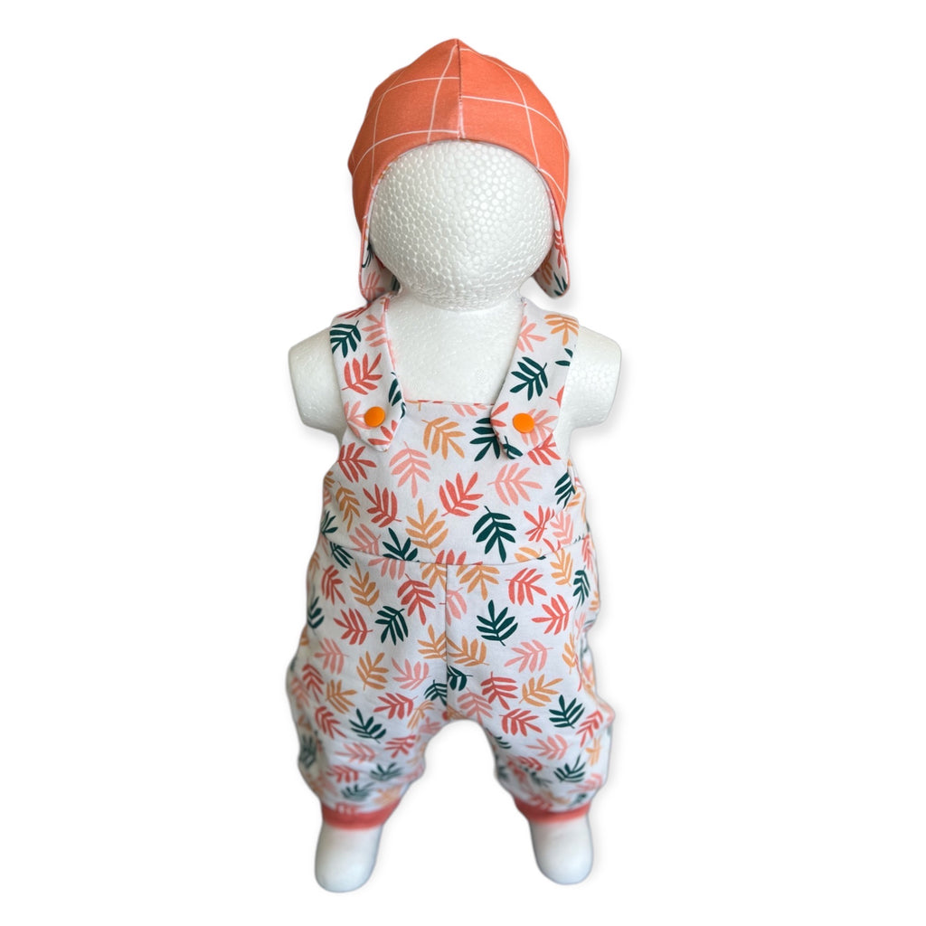 BIO Babyset Latzhose & Mütze Blätter