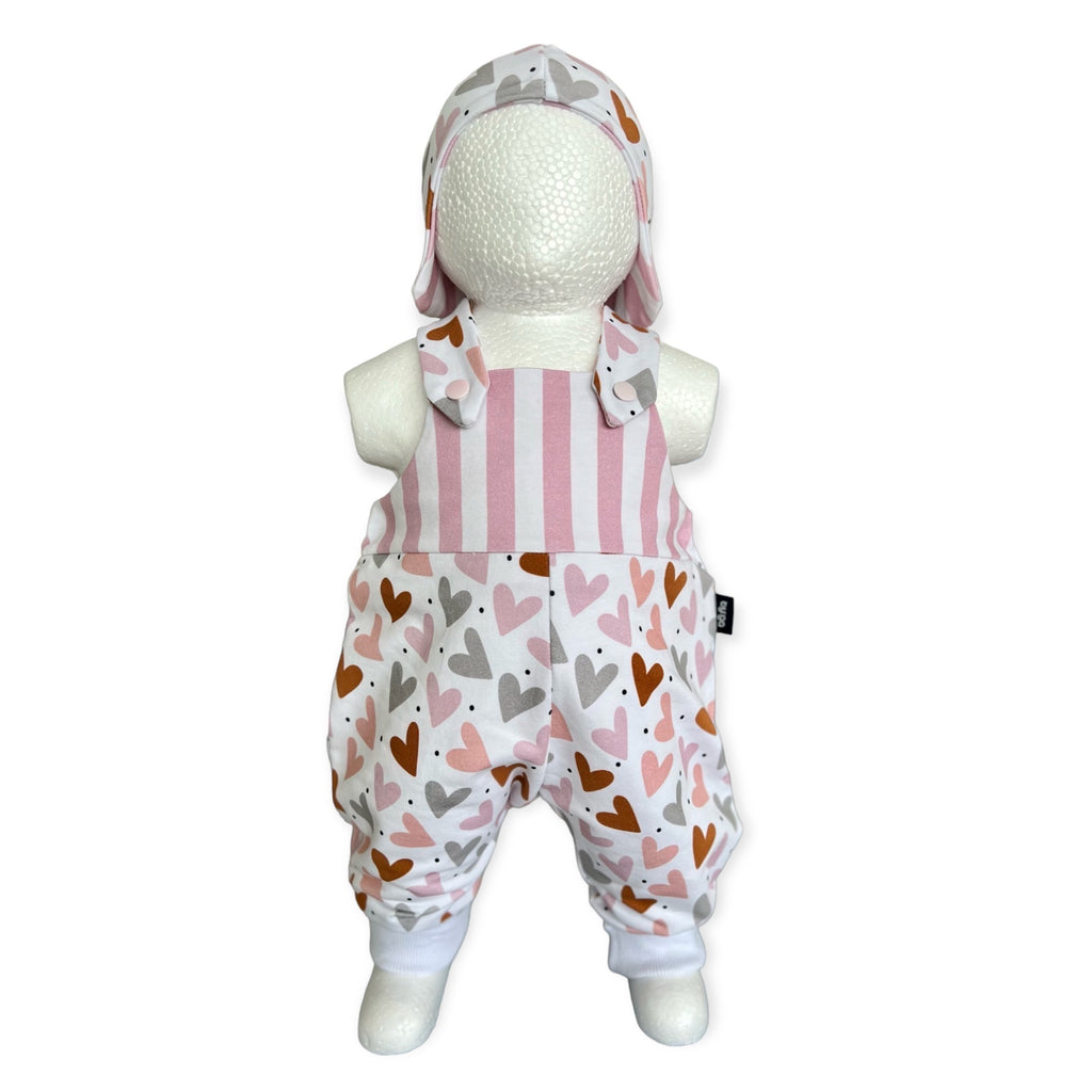 BIO Babyset Latzhose & Mütze Herzen
