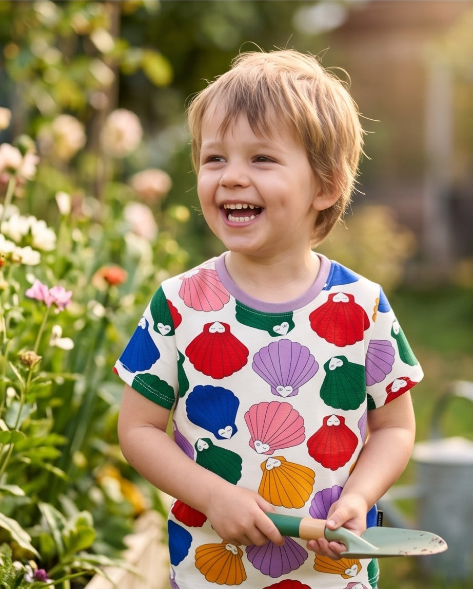 T-Shirt Muscheln bunt
