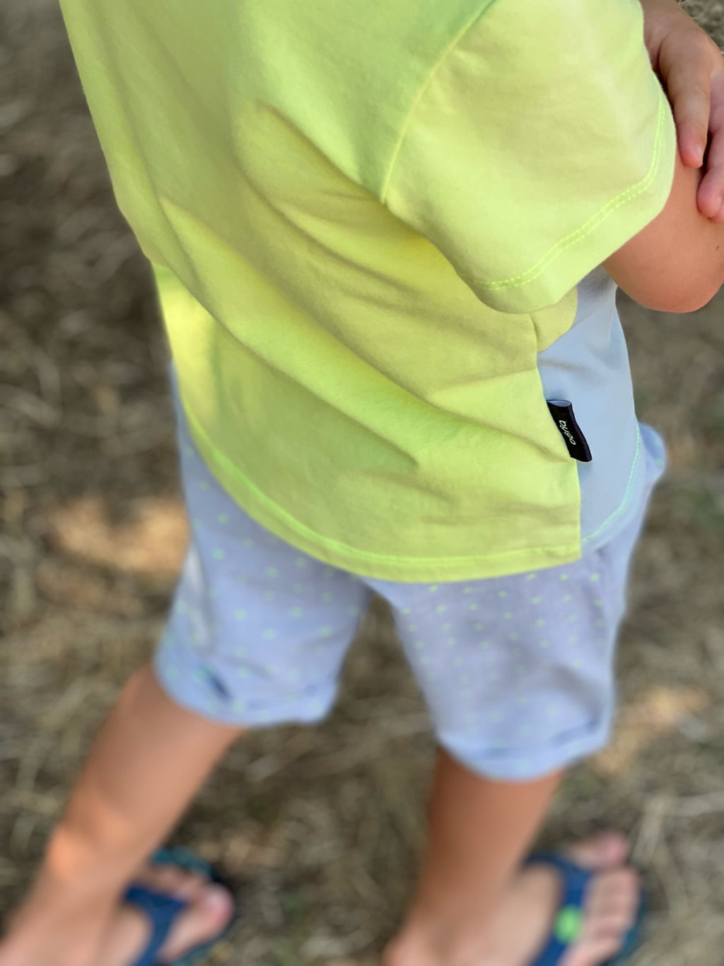 Kurze Hose hellblau