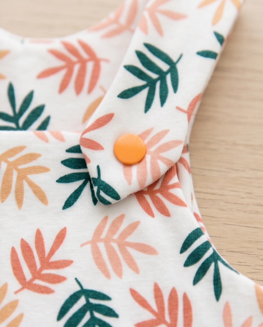 BIO Baby Latzhose Blätter