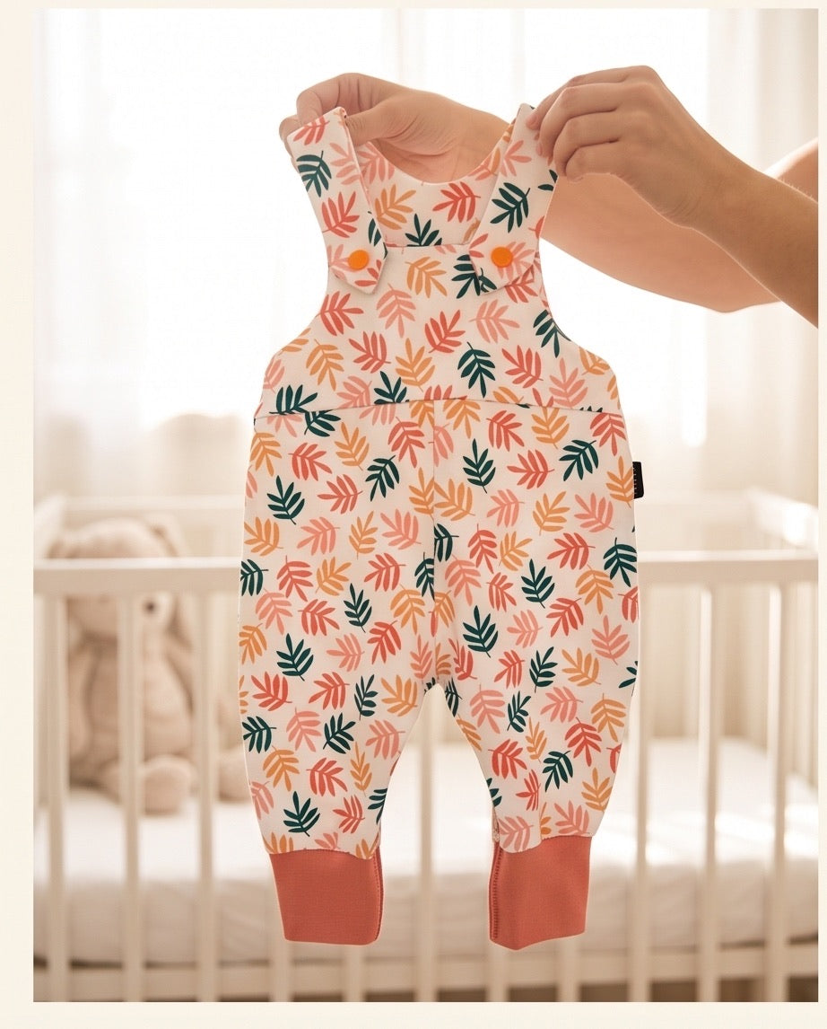 BIO Baby Latzhose Blätter