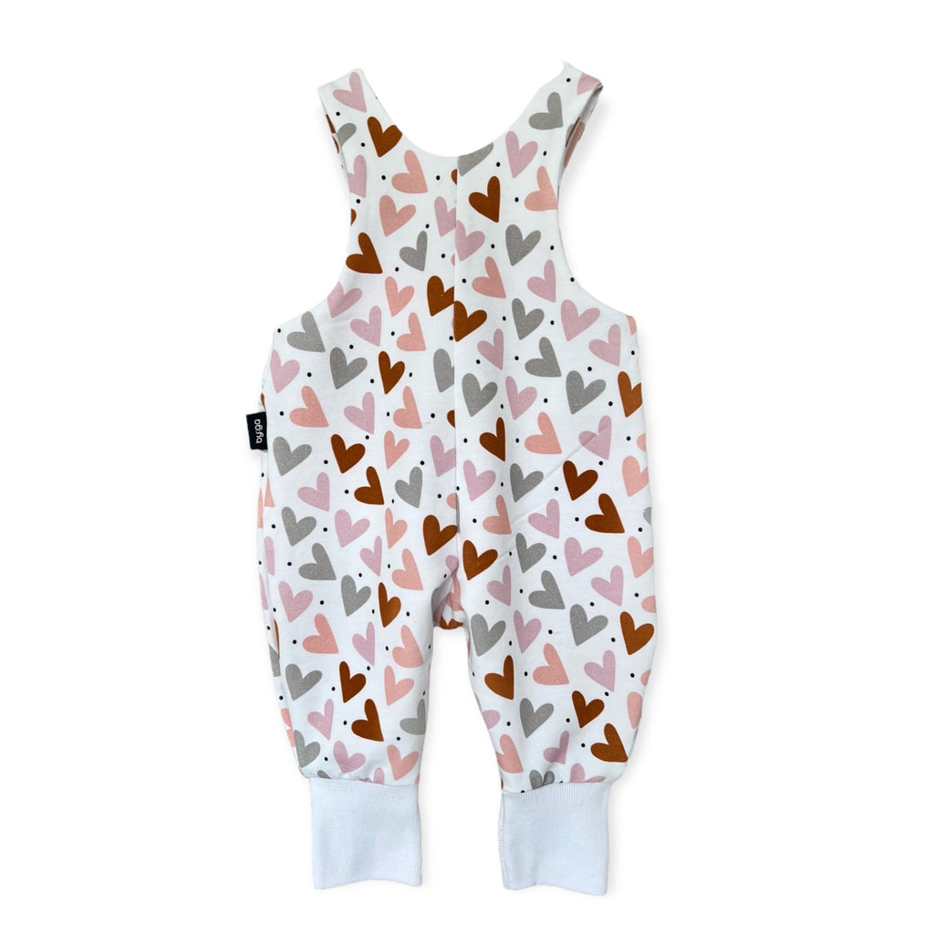 BIO Babyset Latzhose & Mütze Herzen